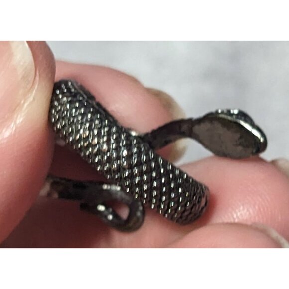 Gothic Gunmetal Tone Textured Snake Ring Size 5 1/2 - Picture 7 of 14